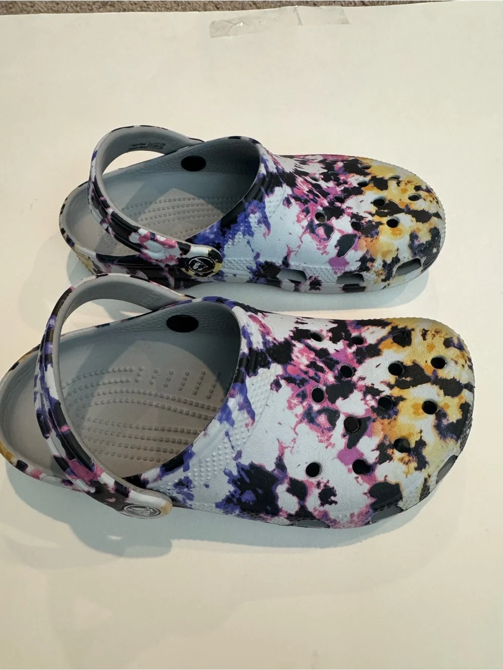 CROCS Kids Youth 3 Ladies 5 Tie-Dye Mania Splash Clogs - Purple, Pink & Yellow